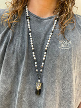 Load image into Gallery viewer, Aelura- seed of hope
